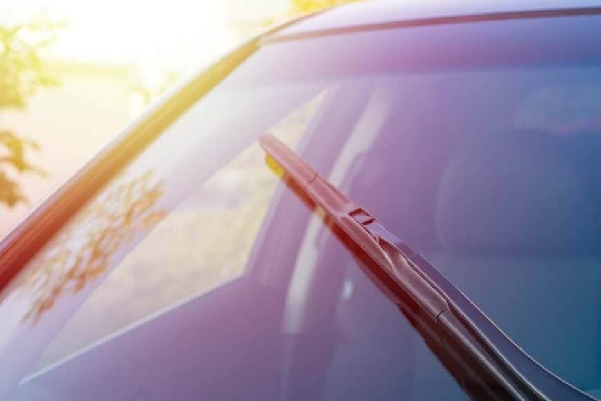 Comprendre le rôle du pare-brise dans le fonctionnement d’un véhicule