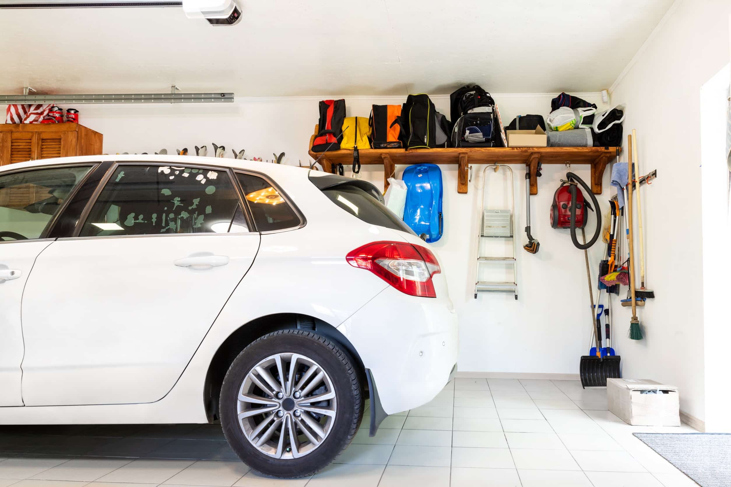 Garage voiture maison