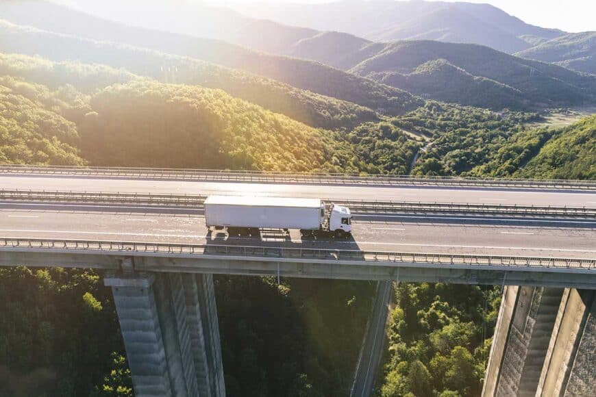 La Réparation de Poids Lourds : Un Secteur Technique Exigeant